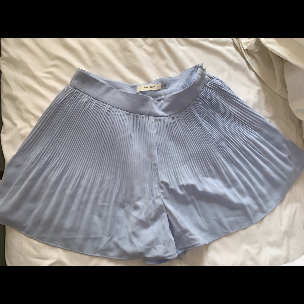 High waisted Pleated Shorts Tennis Skirt look